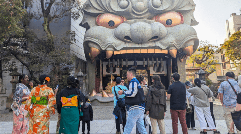 Top 3 Fantastic Travel Attractions in Osaka